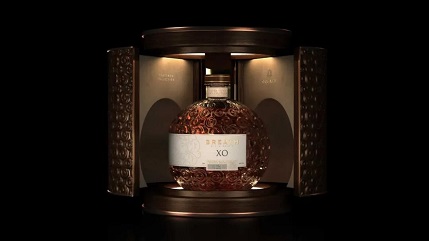 独特、高级且神圣的威士忌酒包装设计